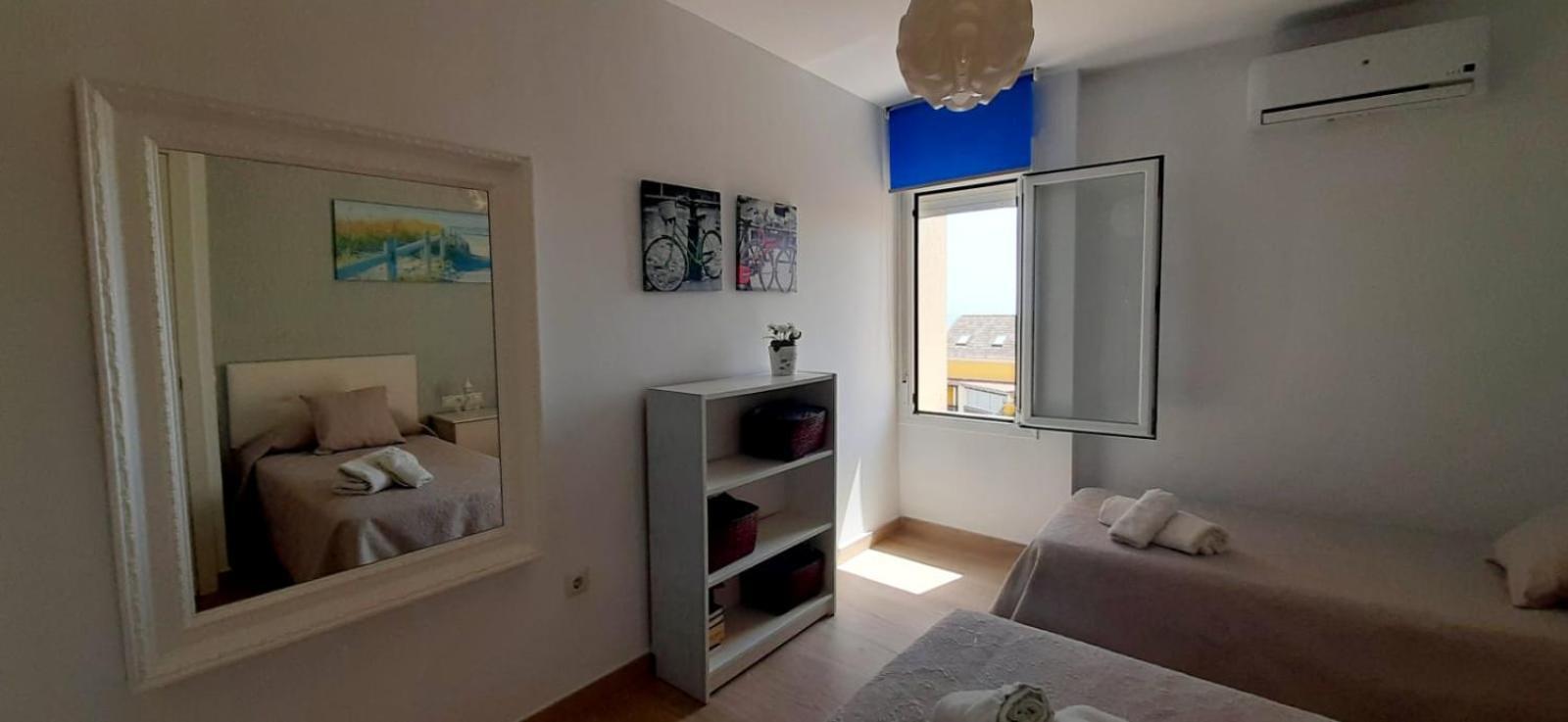 Prime Sunset Apartment *